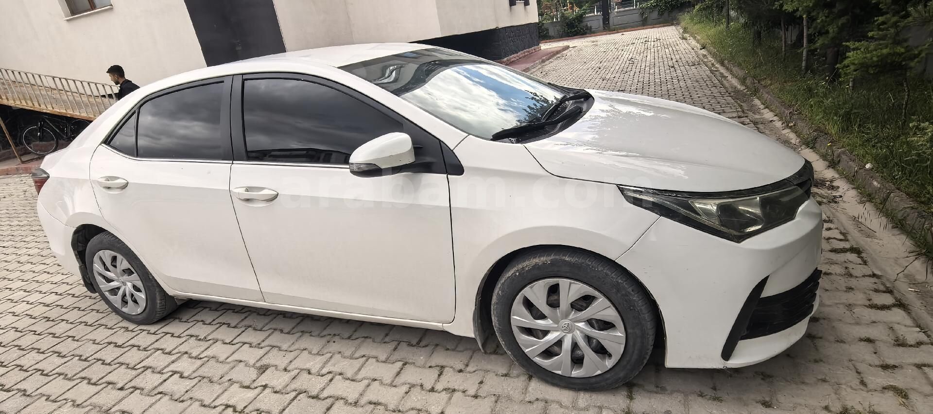 Galeriden Toyota Corolla 1.4 D-4D Touch 2018 Model Malatya 213.000 km Beyaz 7
