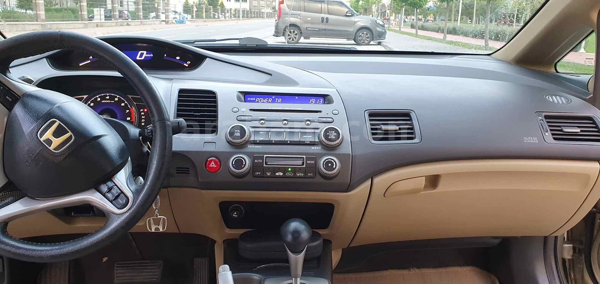Sahibinden Honda Civic 1.6i VTEC Elegance 2009 Model Kayseri 157.000 km Bej 6