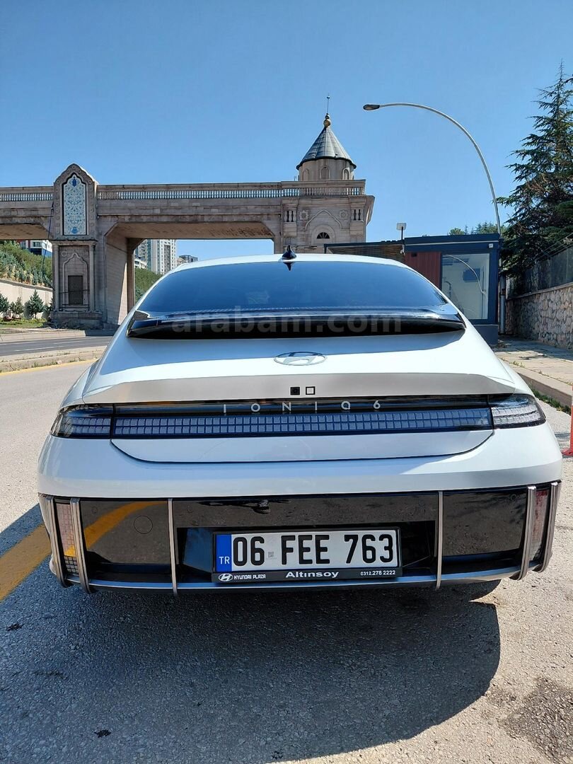 Sahibinden Hyundai Ioniq 6 Advance 2024 Model Ankara 48.000 km Beyaz 3