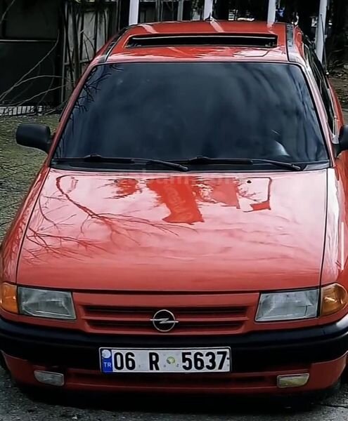 Sahibinden Opel Astra 1.6 GL 1993 Model İstanbul 350.000 km Kırmızı