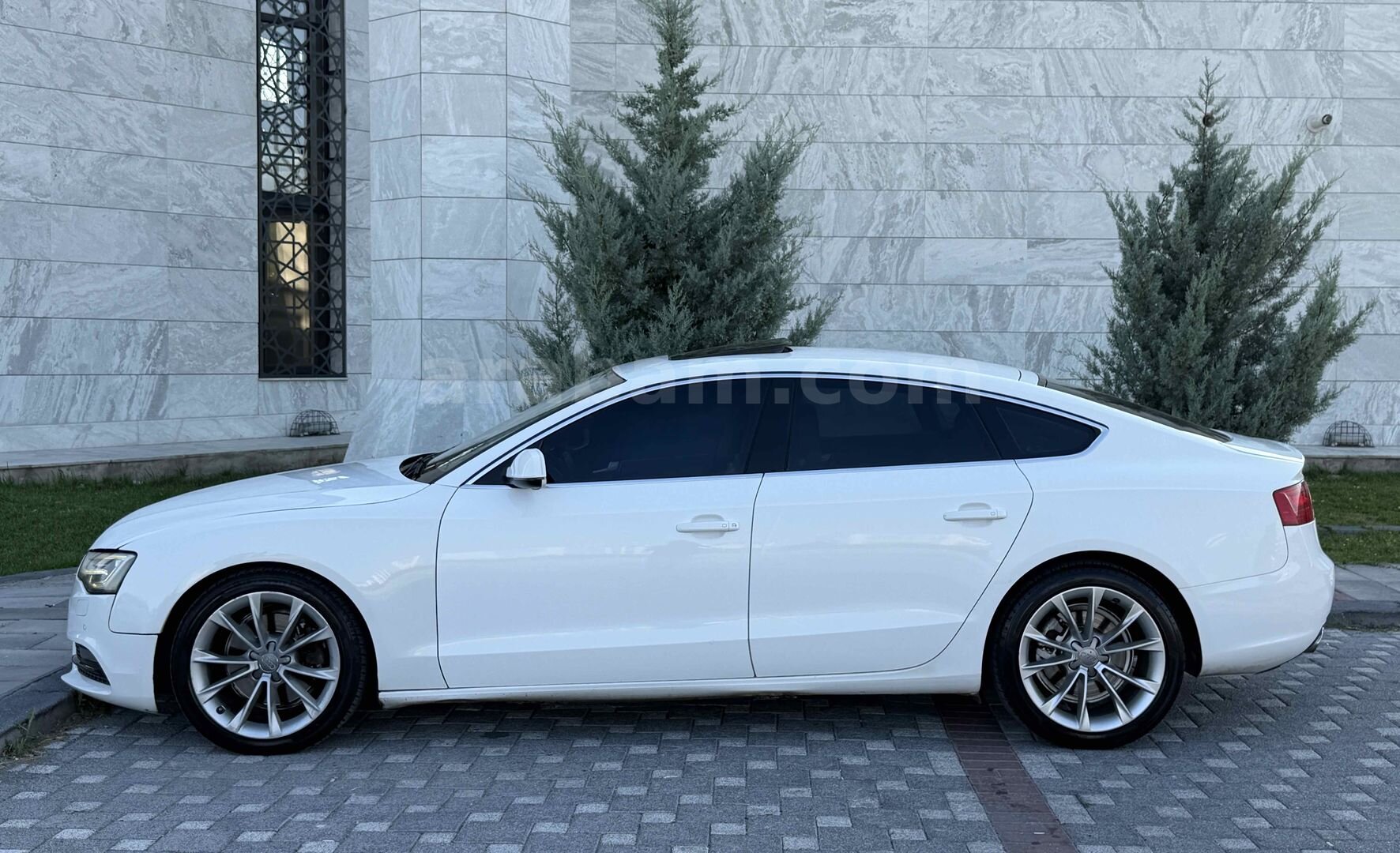Galeriden Audi A5 Sportback 2.0 TDI 2012 Model Kayseri 429.000 km Beyaz 2