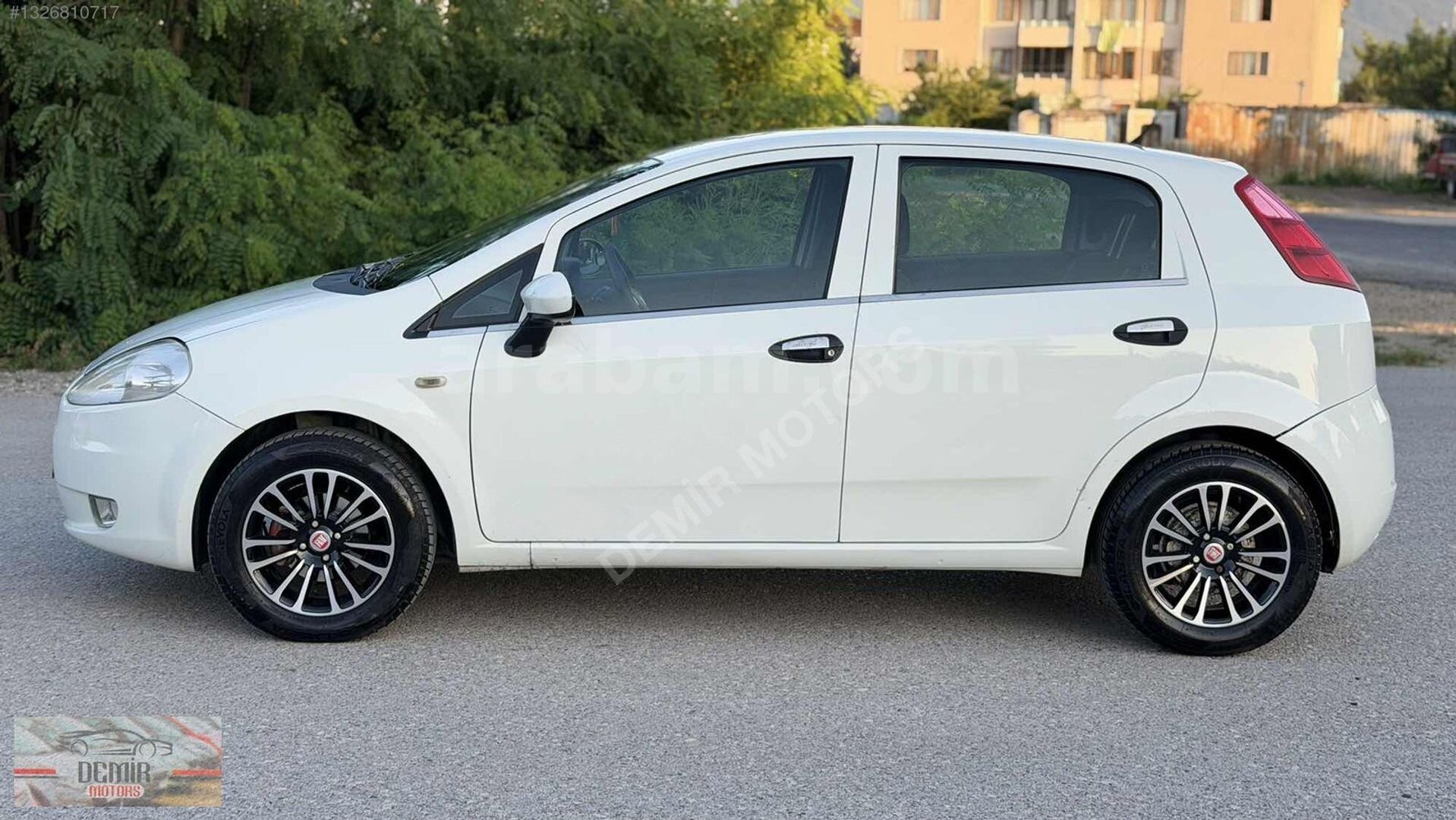 Galeriden Fiat Punto Grande 1.4 Fire Active 2010 Model Düzce 195.000 km Beyaz 2