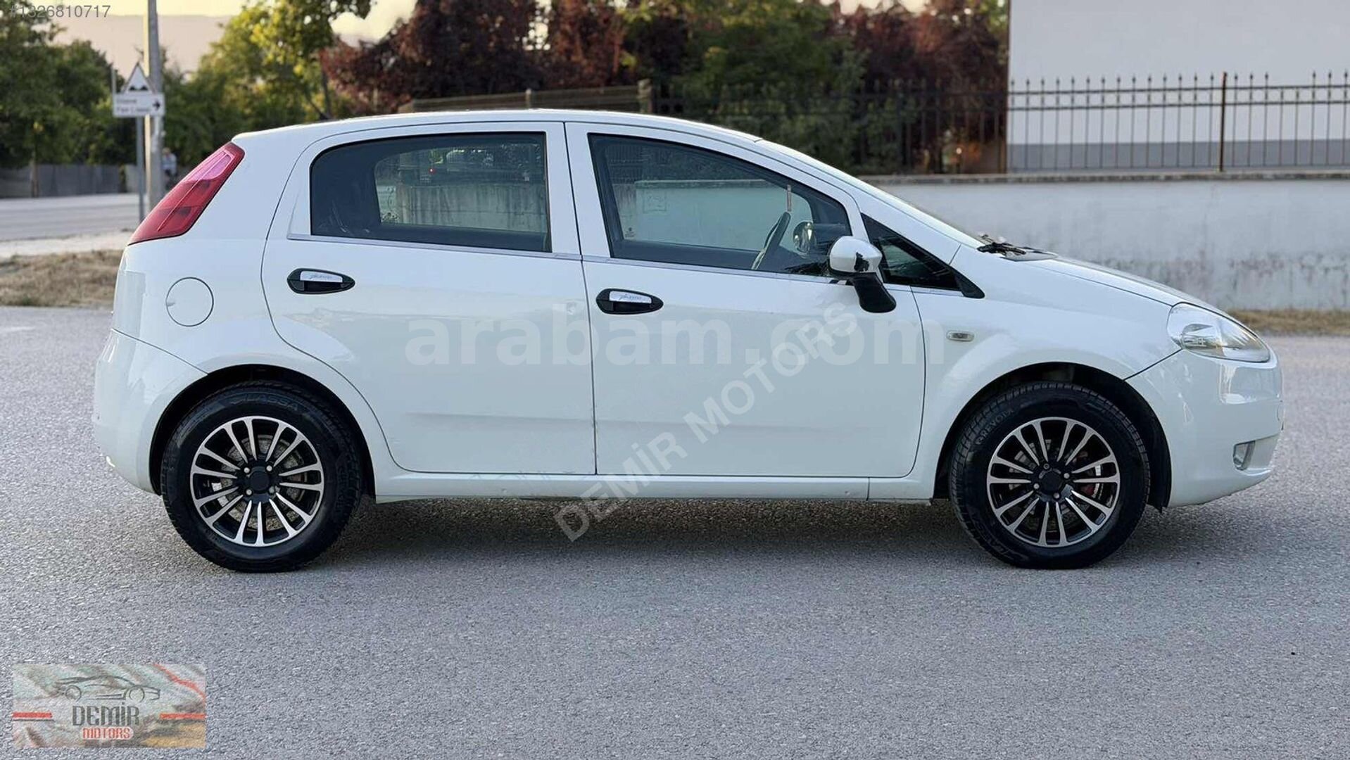 Galeriden Fiat Punto Grande 1.4 Fire Active 2010 Model Düzce 195.000 km Beyaz 6