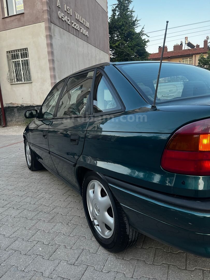 Sahibinden Opel Astra 1.6 GLS 1998 Model Konya 206.000 km Yeşil (metalik) 6