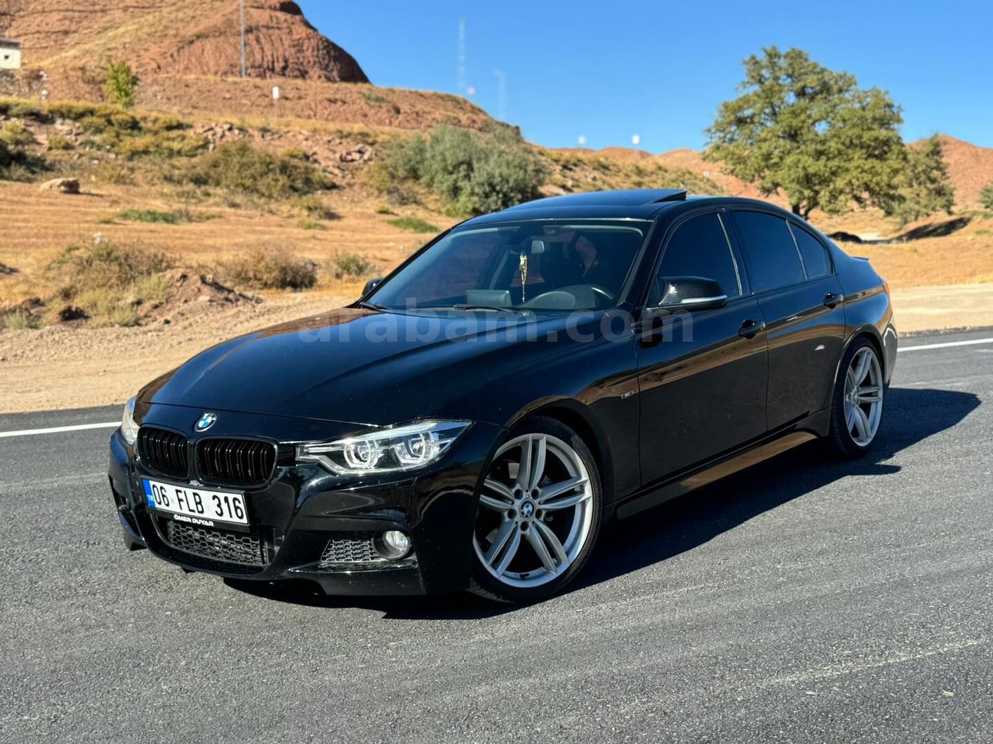 Sahibinden BMW 3 Serisi 320i 2014 Model Aksaray 182.000 km Siyah 2