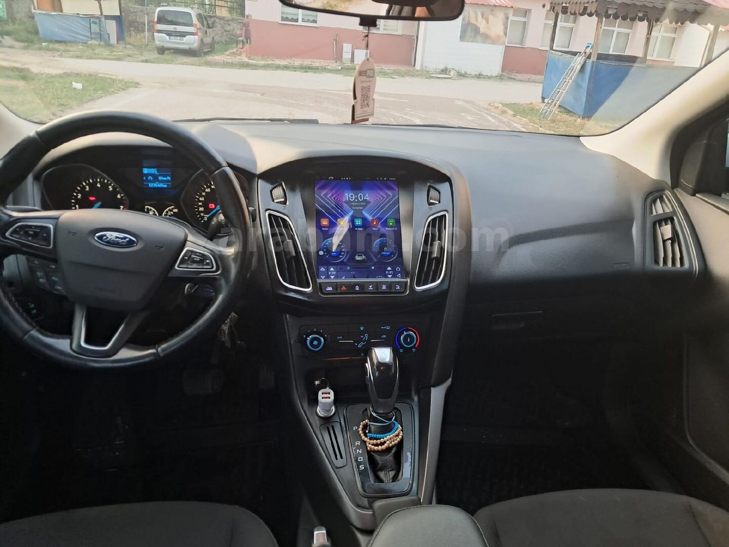 Sahibinden Ford Focus 1.6 Ti-VCT Trend X 2015 Model Erzurum 128.000 km Beyaz 5