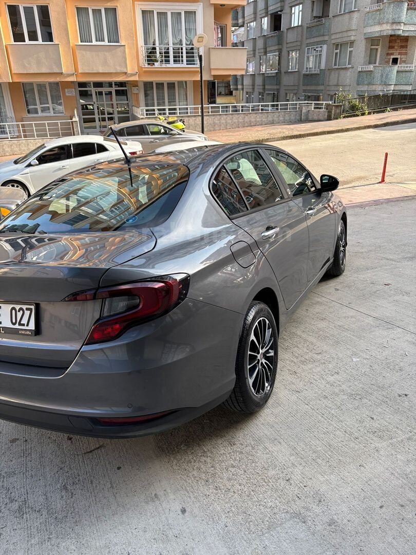 Sahibinden Fiat Egea 1.6 Multijet Urban 2023 Model Rize 90.000 km Gri 6