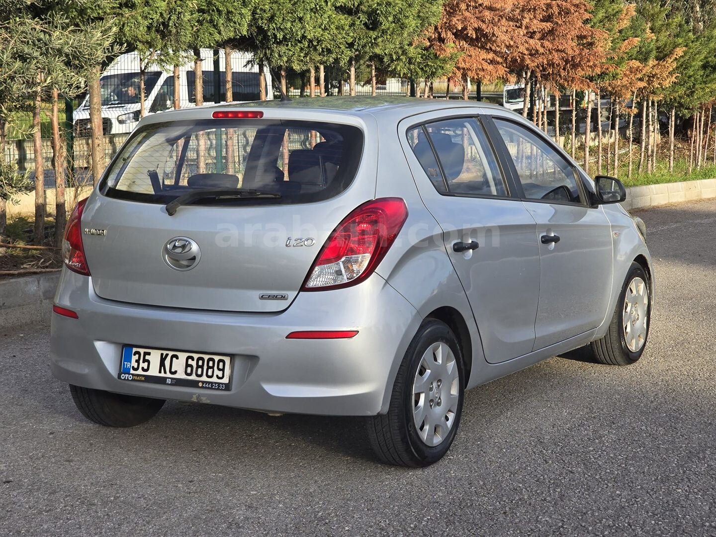 Sahibinden Hyundai i20 1.4 CRDi Jump 2012 Model İzmir 147.500 km Gri (metalik) 3