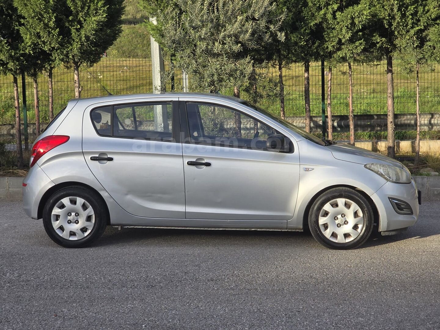 Sahibinden Hyundai i20 1.4 CRDi Jump 2012 Model İzmir 147.500 km Gri (metalik) 4