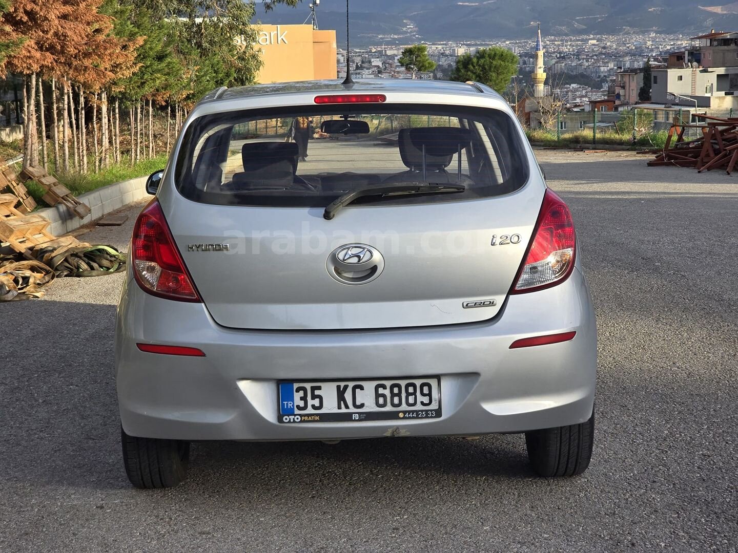 Sahibinden Hyundai i20 1.4 CRDi Jump 2012 Model İzmir 147.500 km Gri (metalik) 5