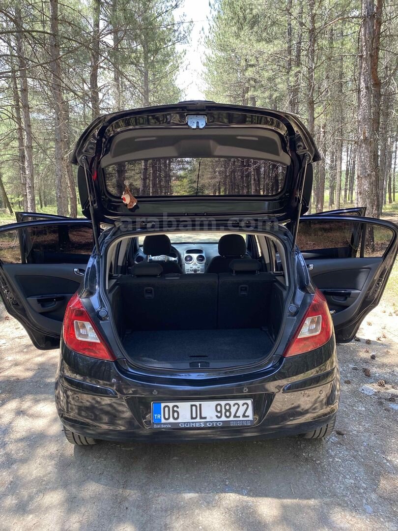 Sahibinden Opel Corsa 1.4 Twinport Enjoy 2011 Model Isparta 140.000 km Siyah 6