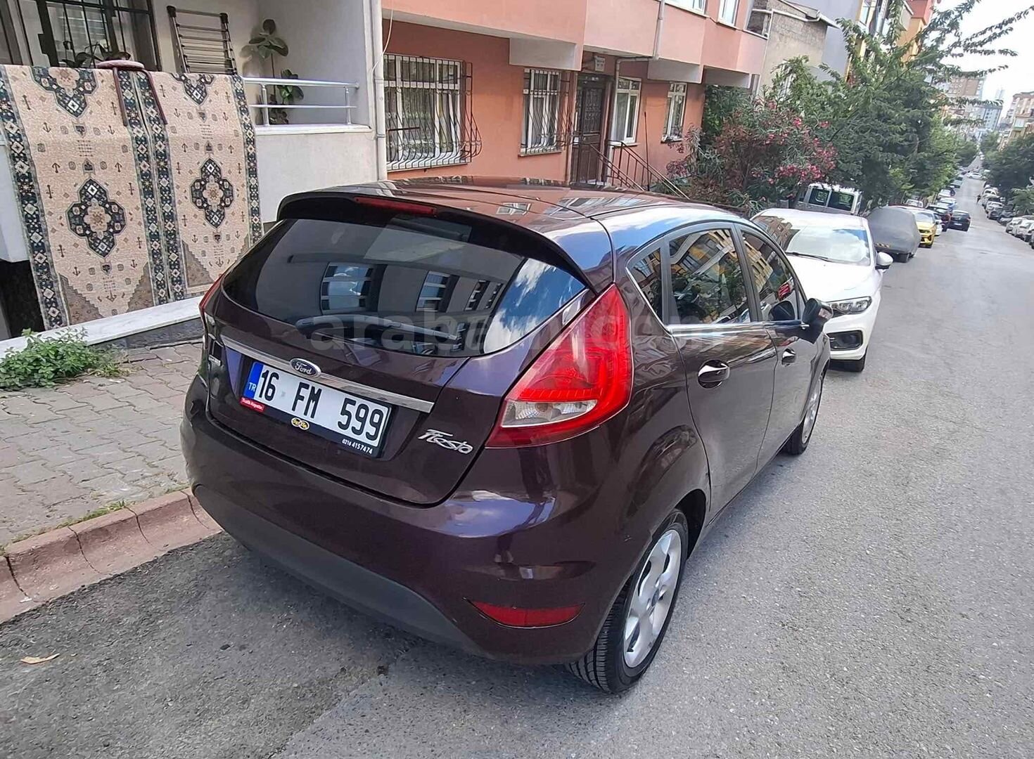 Sahibinden Ford Fiesta 1.4 TDCi Titanium X 2011 Model İstanbul 275.000 km Bordo 7