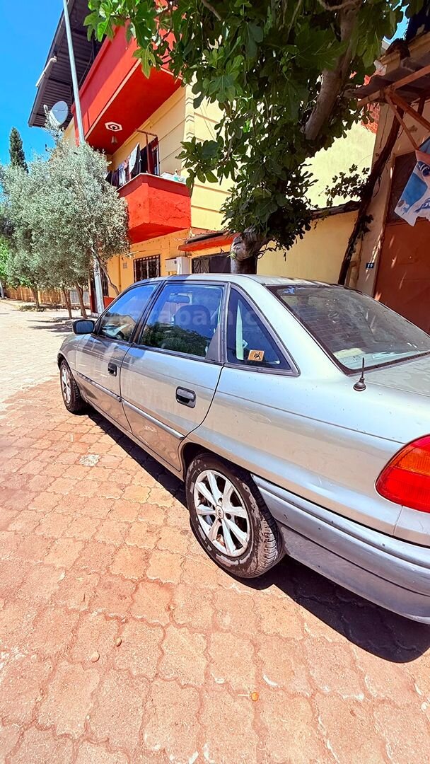 Sahibinden Opel Astra 1.6 GL 1996 Model Manisa 296.000 km Kahverengi 2