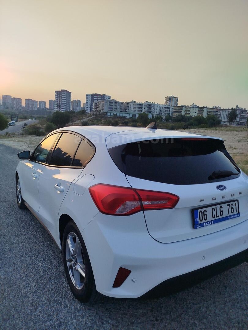 Sahibinden Ford Focus 1.5 Ti-VCT Trend X 2021 Model Mersin 69.000 km Beyaz 3