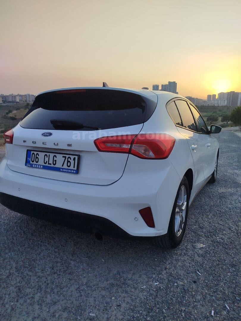Sahibinden Ford Focus 1.5 Ti-VCT Trend X 2021 Model Mersin 69.000 km Beyaz 2