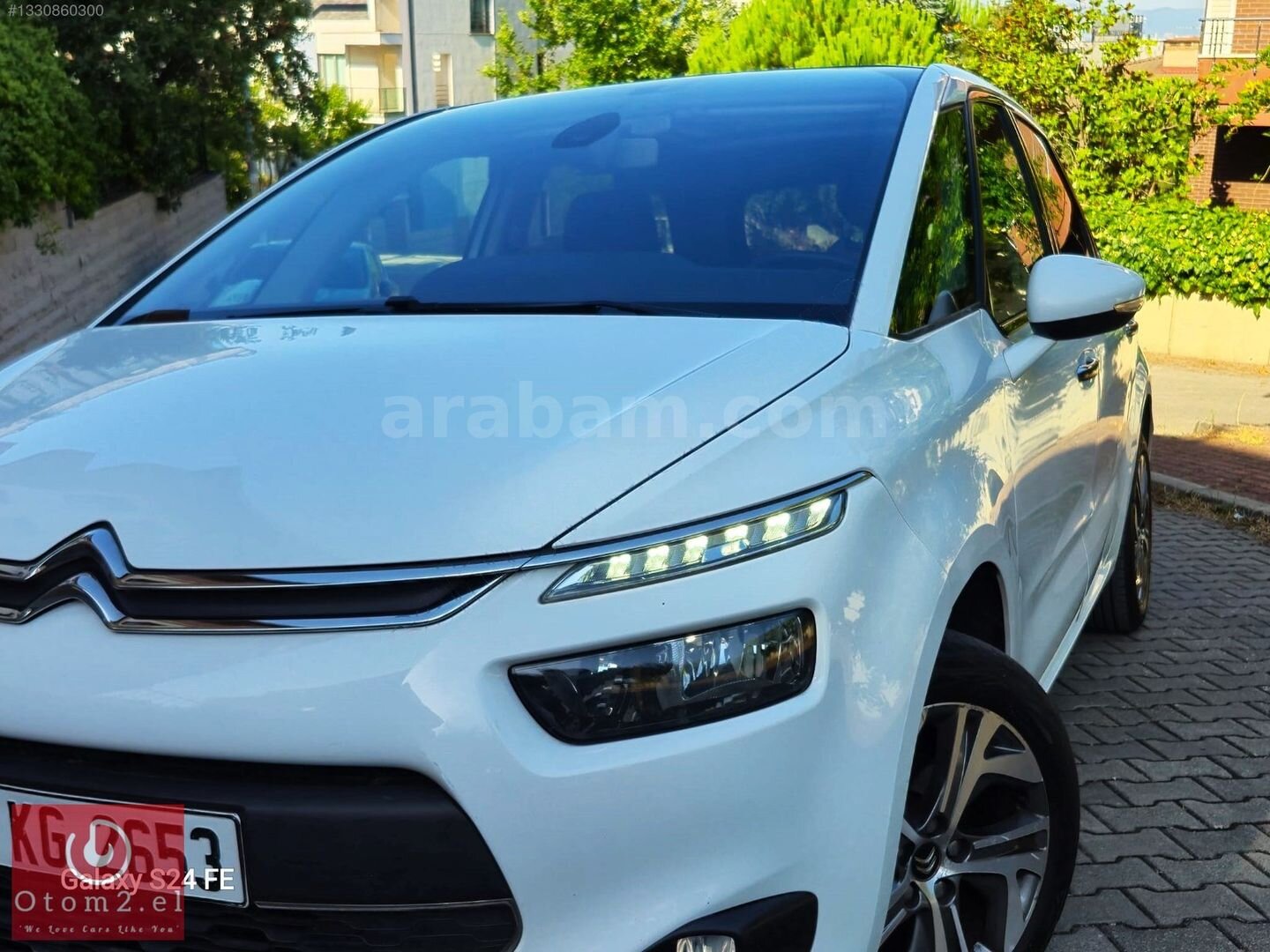 Galeriden Citroen C4 Picasso 1.6 e-HDi Intensive 2013 Model Bursa 106.000 km Beyaz 2