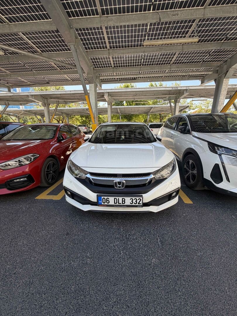 Sahibinden Honda Civic 1.6i VTEC Elegance 2021 Model Ankara 60.000 km Beyaz 1