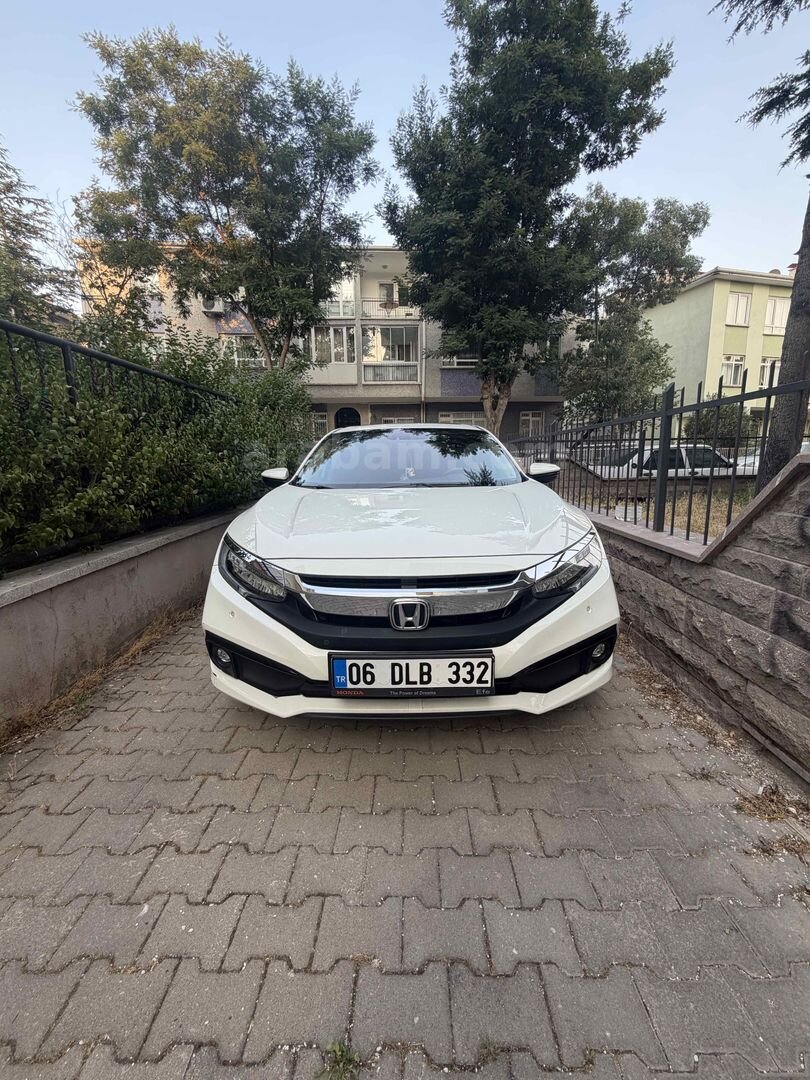 Sahibinden Honda Civic 1.6i VTEC Elegance 2021 Model Ankara 60.000 km Beyaz 4