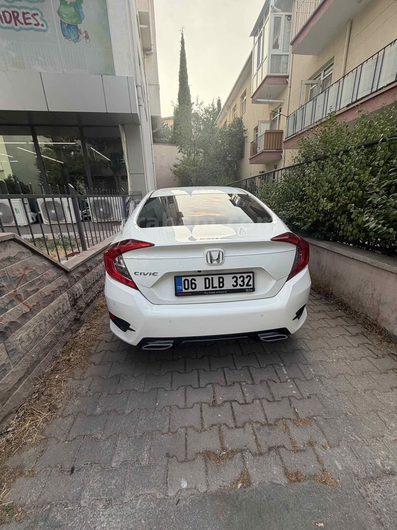 Sahibinden Honda Civic 1.6i VTEC Elegance 2021 Model Ankara 60.000 km Beyaz 3