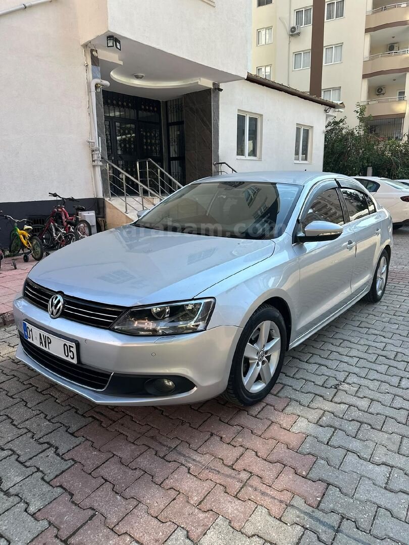 Sahibinden Volkswagen Jetta 1.6 TDi Comfortline 2013 Model Adana 253.000 km Gri (Gümüş) 6