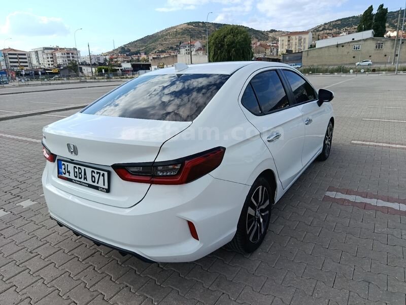 Sahibinden Honda City 1.5 i-VTEC Executive 2022 Model Bilecik 28.000 km Beyaz