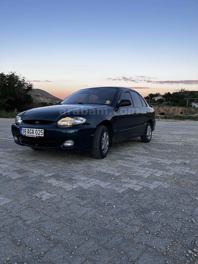 Sahibinden Hyundai Accent 1.3 LS 1998 Model Sivas 310.000 km Yeşil 4