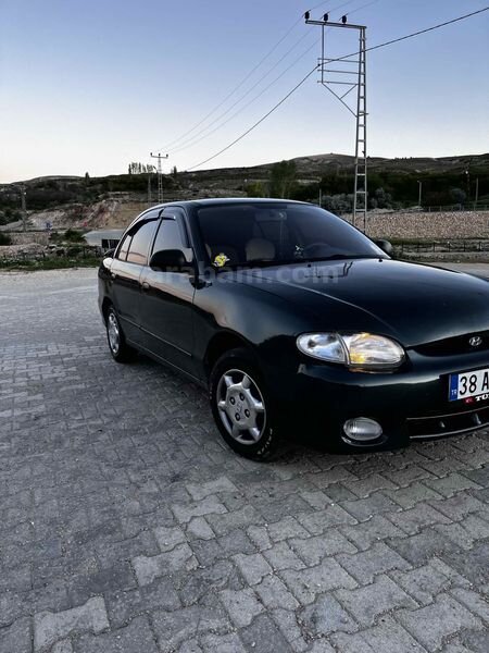 Sahibinden Hyundai Accent 1.3 LS 1998 Model Sivas 310.000 km Yeşil
