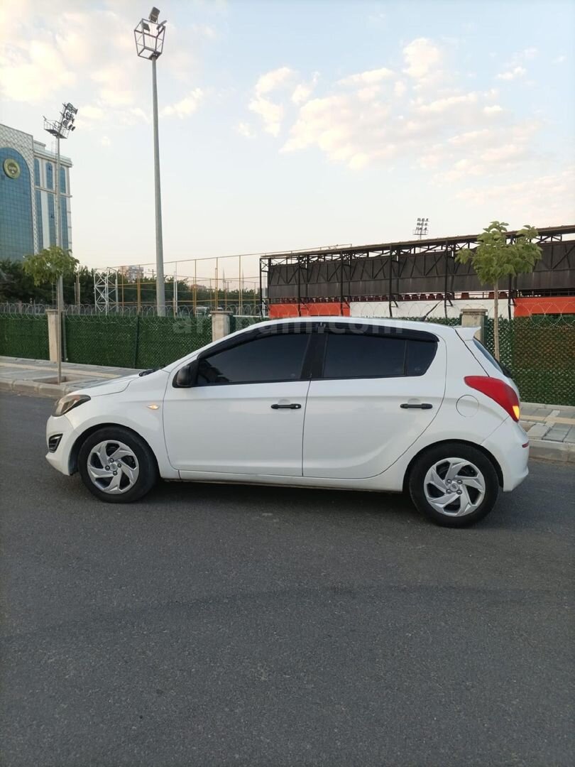 Sahibinden Hyundai i20 1.4 CRDi Jump 2013 Model Şanlıurfa 259.000 km Beyaz 5