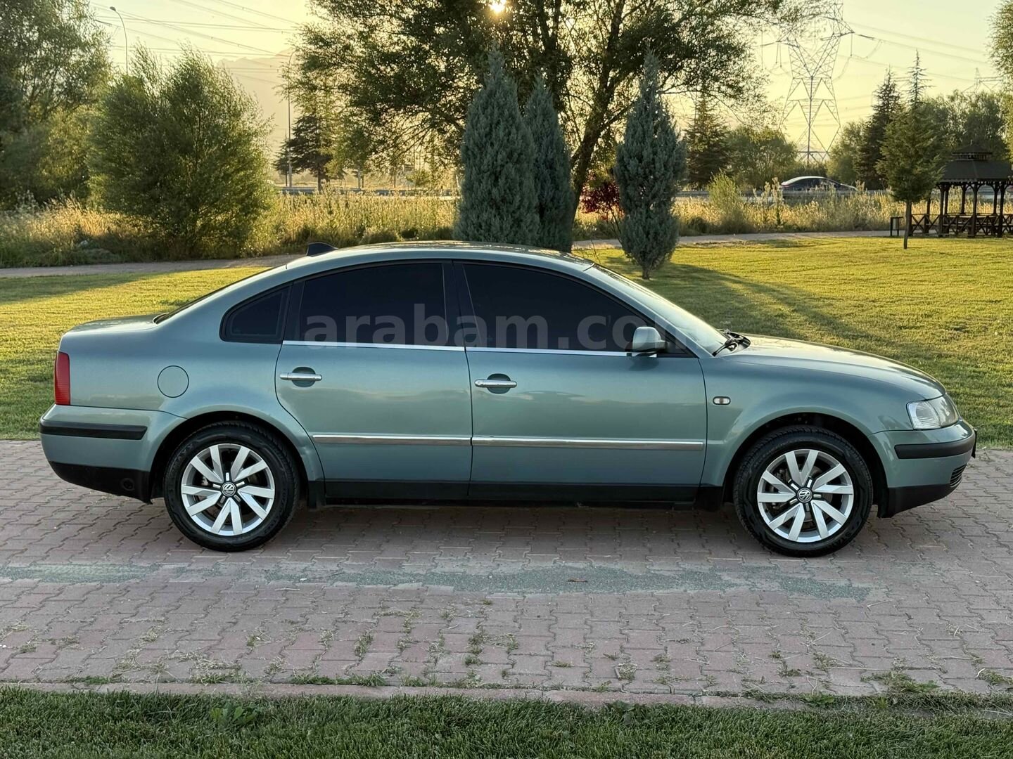 Galeriden Volkswagen Passat 1.8 T Comfortline 1998 Model Konya 197.000 km Yeşil (metalik) 5