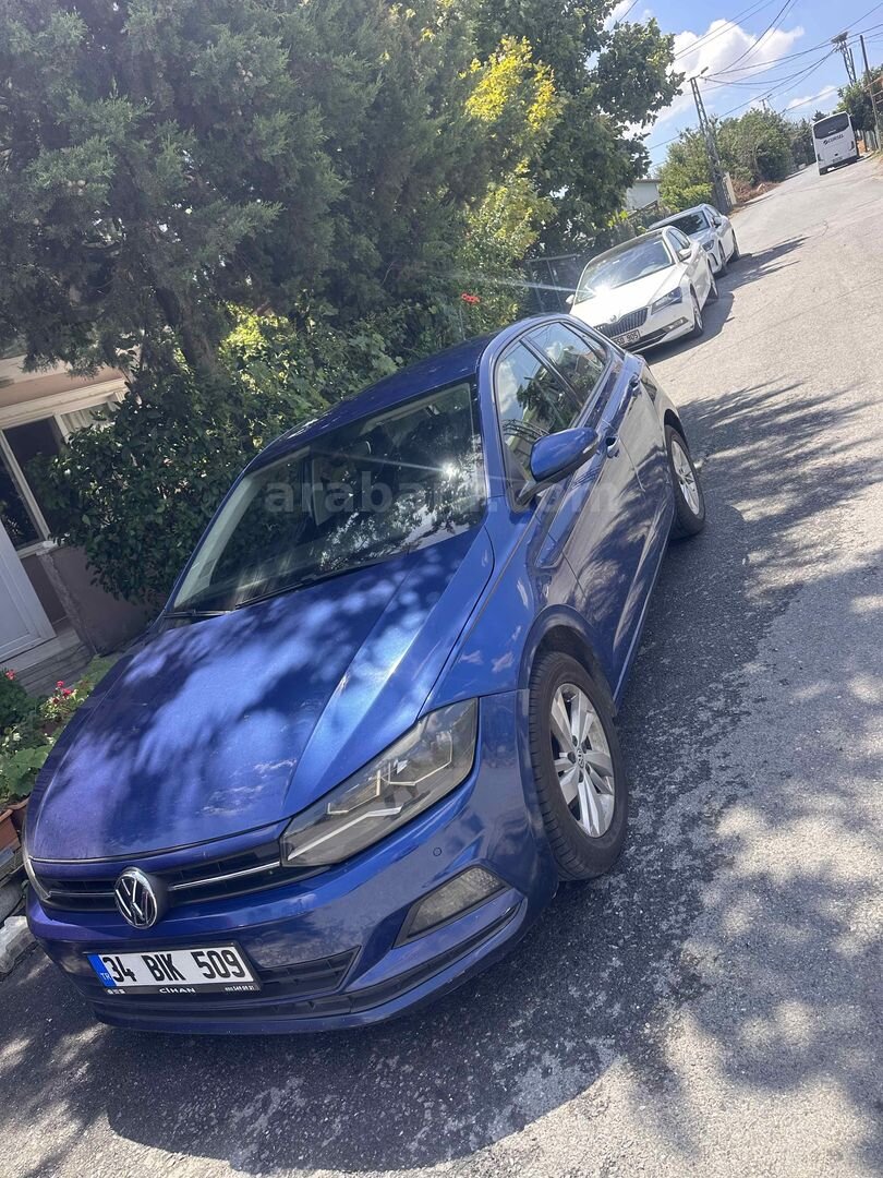 Sahibinden Volkswagen Polo 1.0 TSi Comfortline 2018 Model İstanbul 175.000 km Lacivert 2
