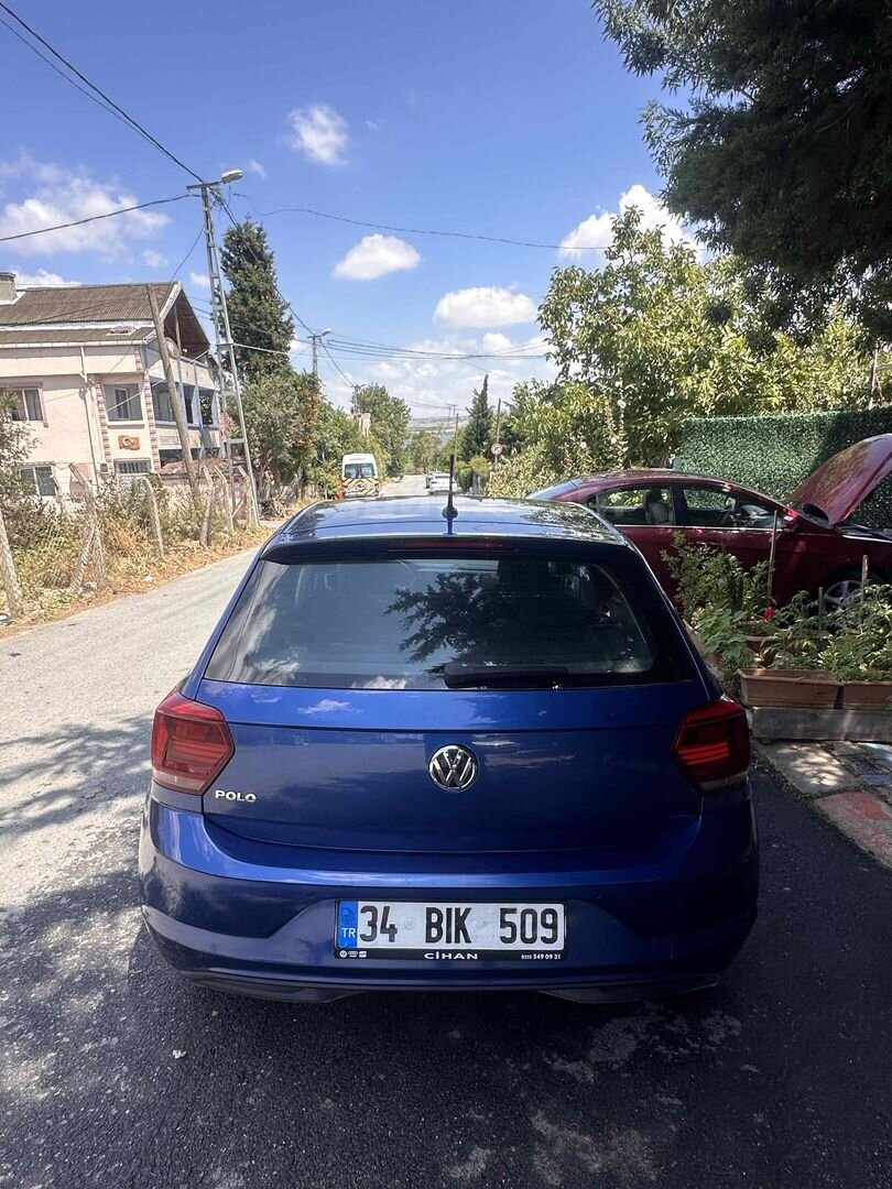 Sahibinden Volkswagen Polo 1.0 TSi Comfortline 2018 Model İstanbul 175.000 km Lacivert 3