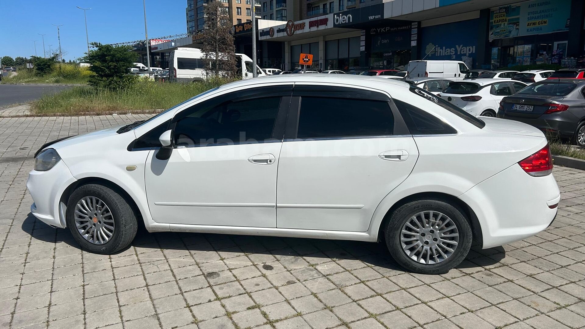 Sahibinden Fiat Linea 1.3 Multijet Pop 2013 Model İstanbul 330.000 km Beyaz 3