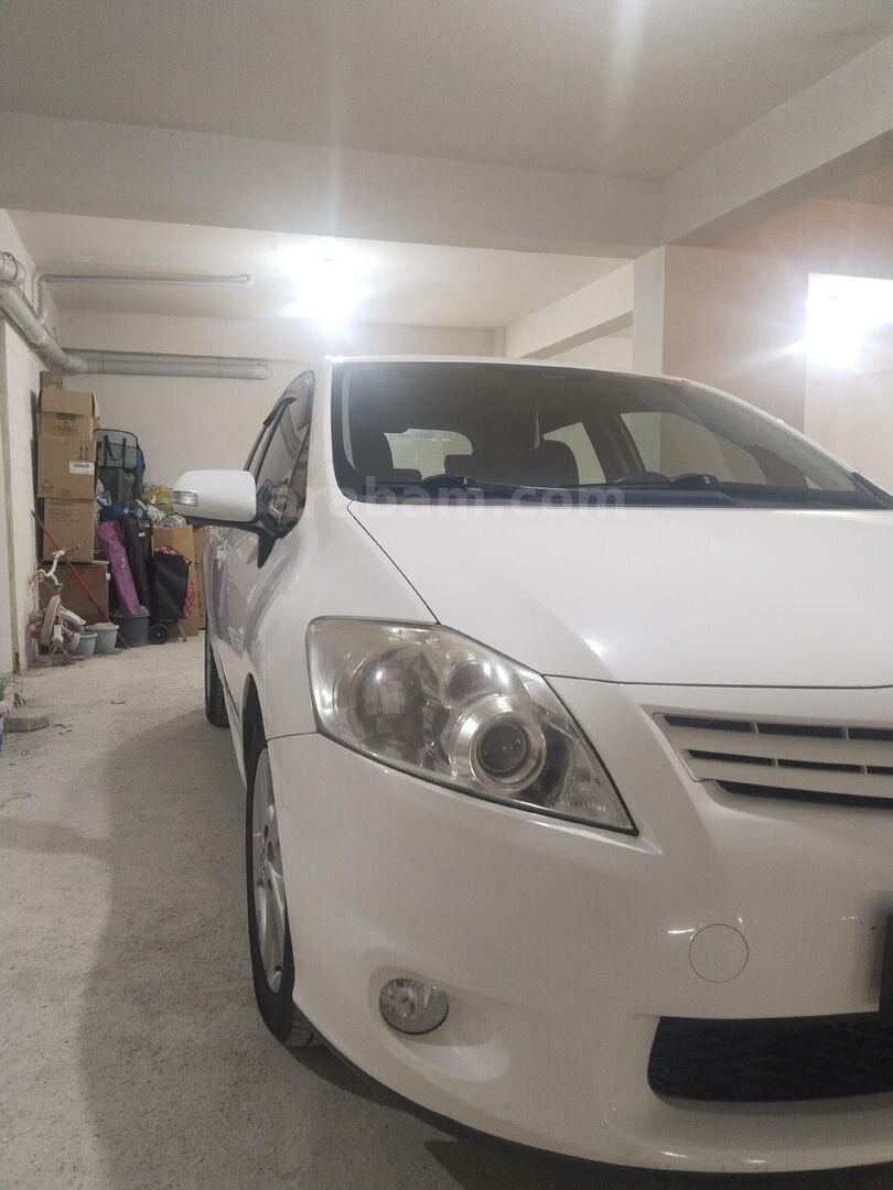 Sahibinden Toyota Auris 1.4 D-4D Comfort Extra 2012 Model Eskişehir 175.000 km Beyaz 3