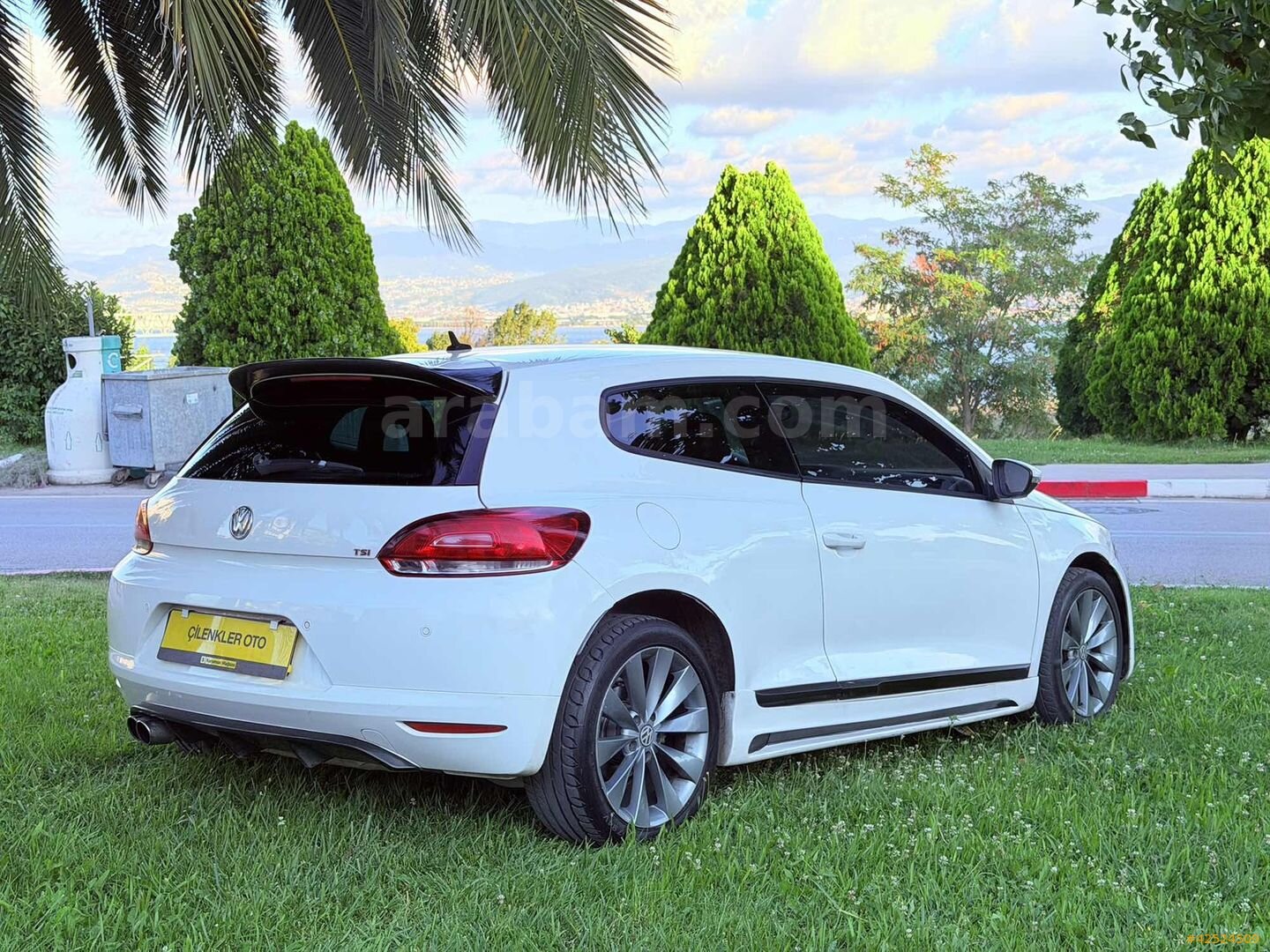 Galeriden Volkswagen Scirocco 1.4 TSi Sportline 2013 Model Kocaeli 230.000 km Beyaz 7
