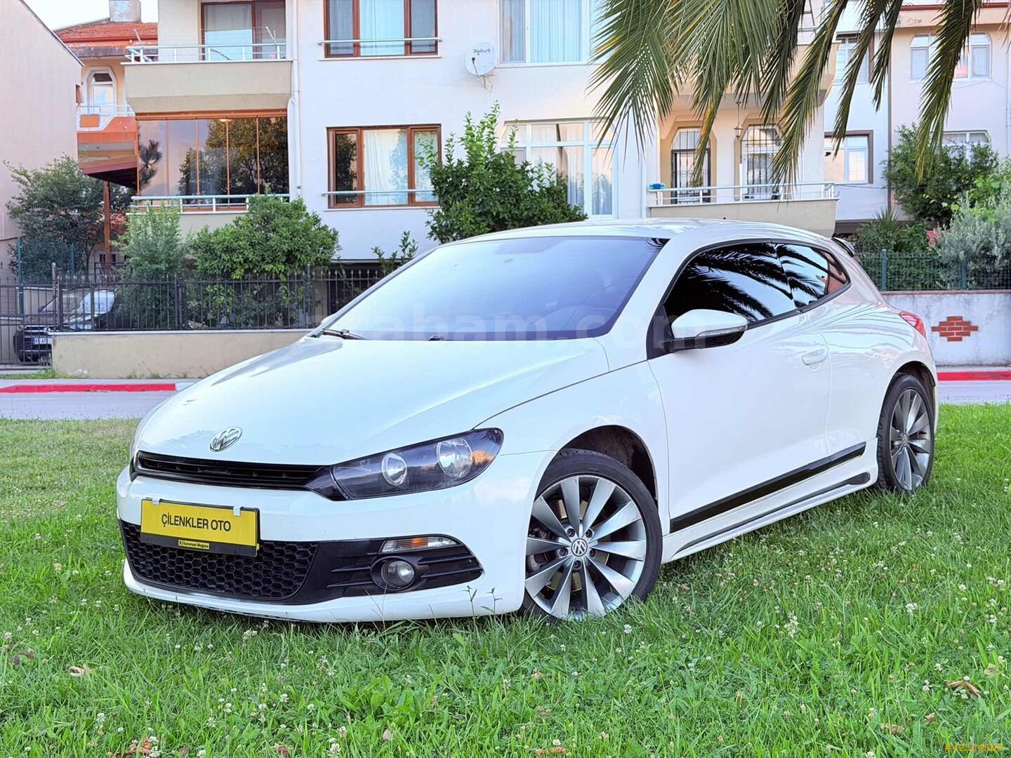 Galeriden Volkswagen Scirocco 1.4 TSi Sportline 2013 Model Kocaeli 230.000 km Beyaz 2