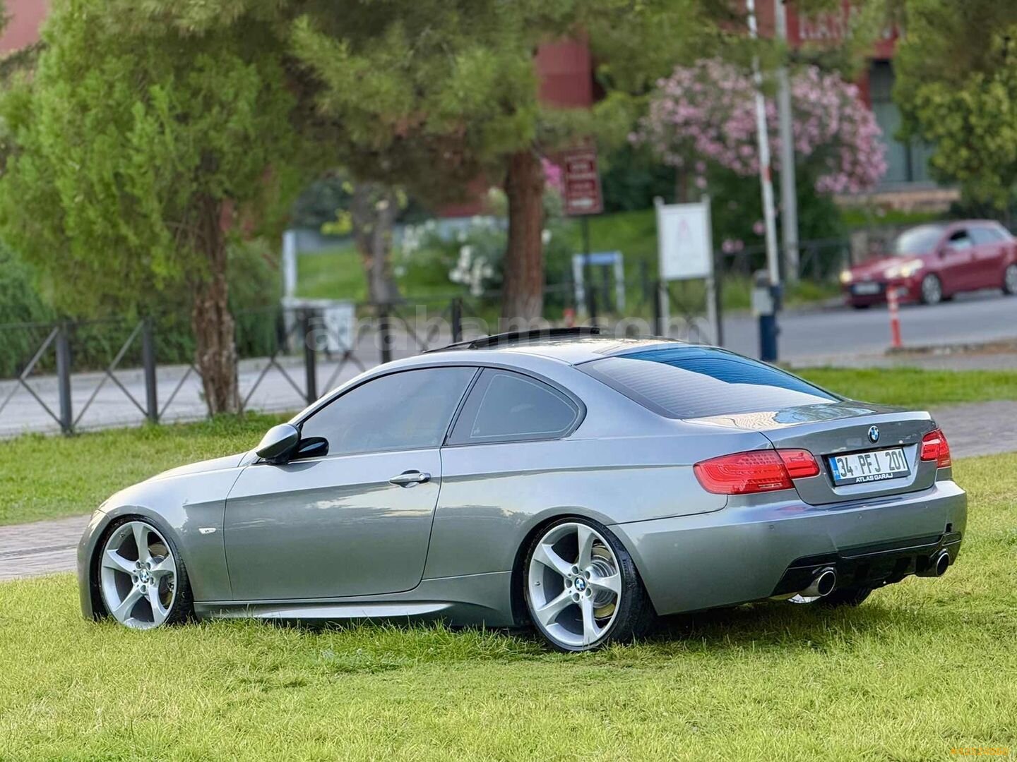 Galeriden BMW 3 Serisi 325i Standart 2007 Model Bursa 260.000 km Gri 2