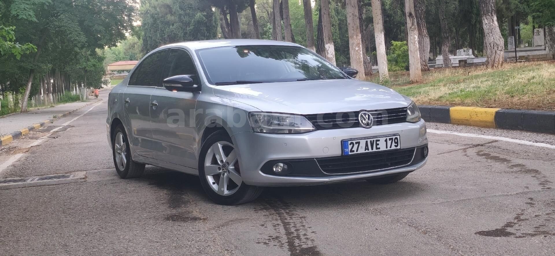 Sahibinden Volkswagen Jetta 1.6 TDi Highline 2012 Model Gaziantep 340.000 km Gri (Gümüş) 7