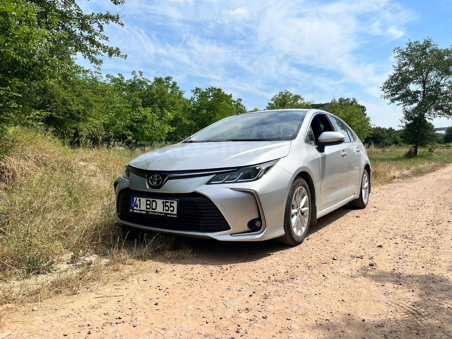 Sahibinden Toyota Corolla 1.5 Dream 2021 Model Kocaeli 63.000 km Gri 1