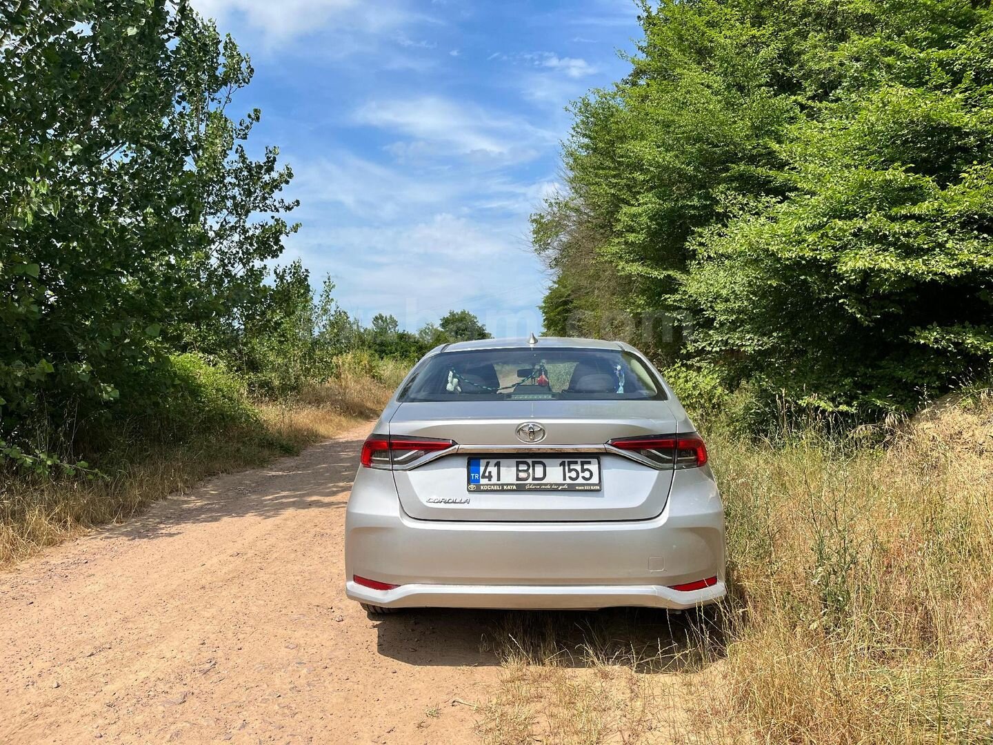 Sahibinden Toyota Corolla 1.5 Dream 2021 Model Kocaeli 63.000 km Gri 5