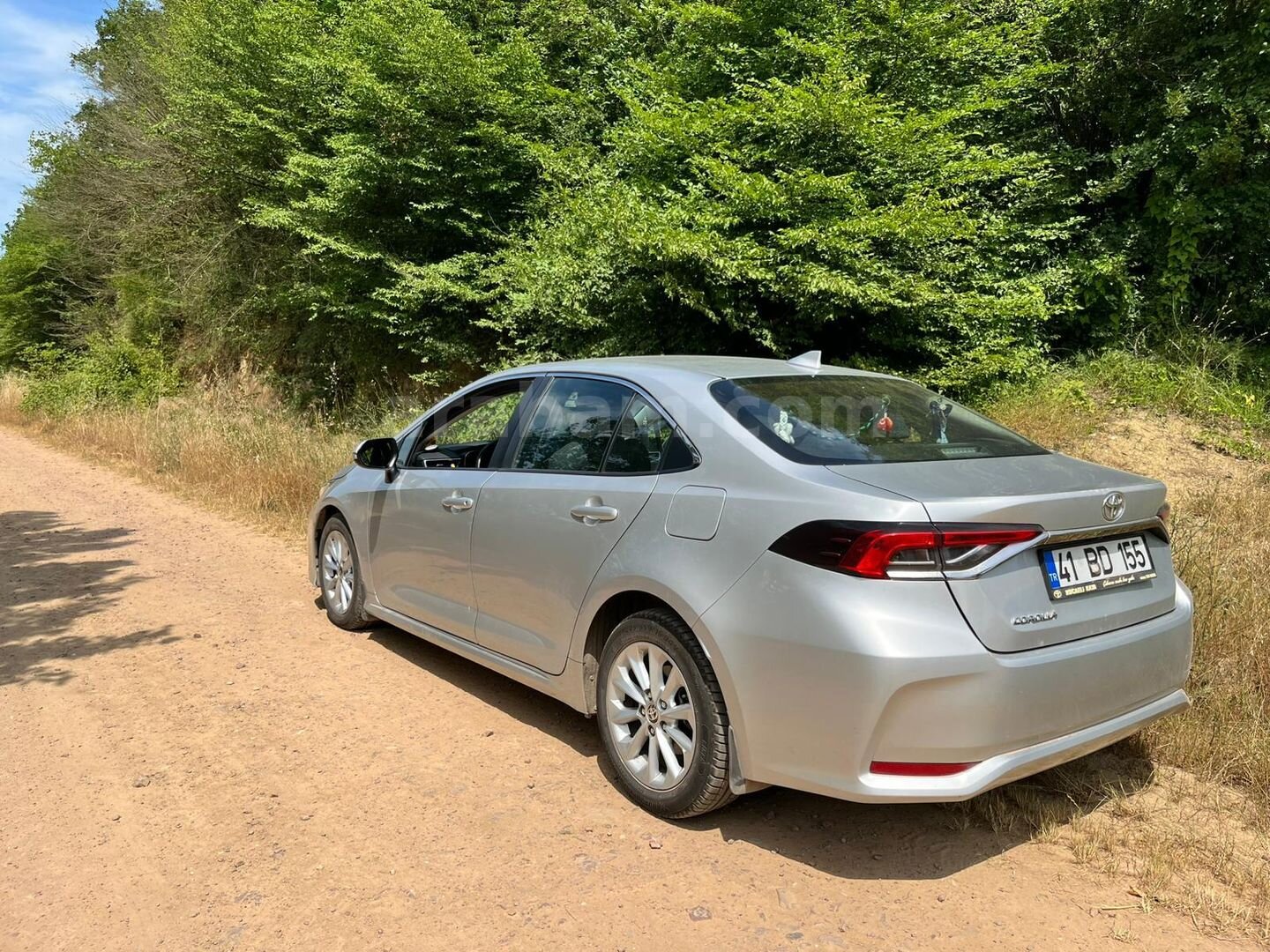 Sahibinden Toyota Corolla 1.5 Dream 2021 Model Kocaeli 63.000 km Gri 4