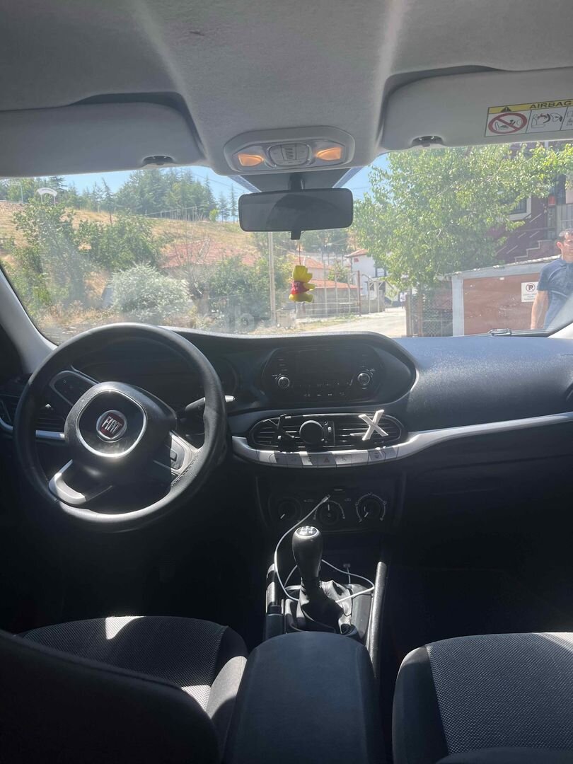 Sahibinden Fiat Egea 1.3 Multijet Easy 2017 Model Manisa 214.658 km Beyaz 5
