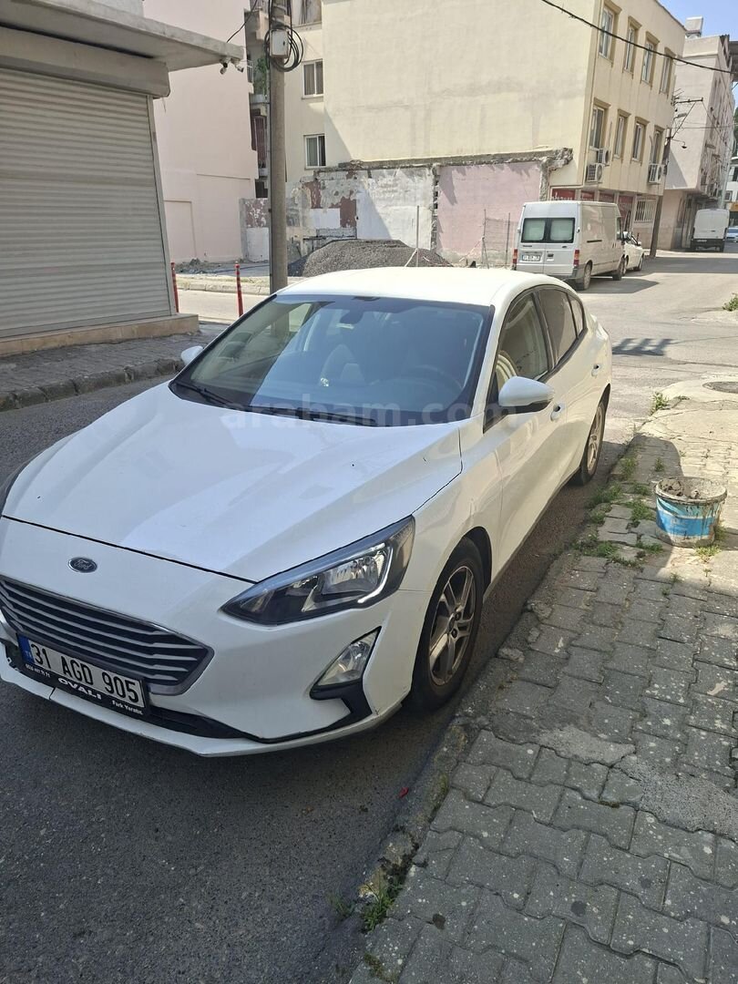 Sahibinden Ford Focus 1.5 TDCi Trend X 2020 Model Hatay 23.600 km Beyaz 2