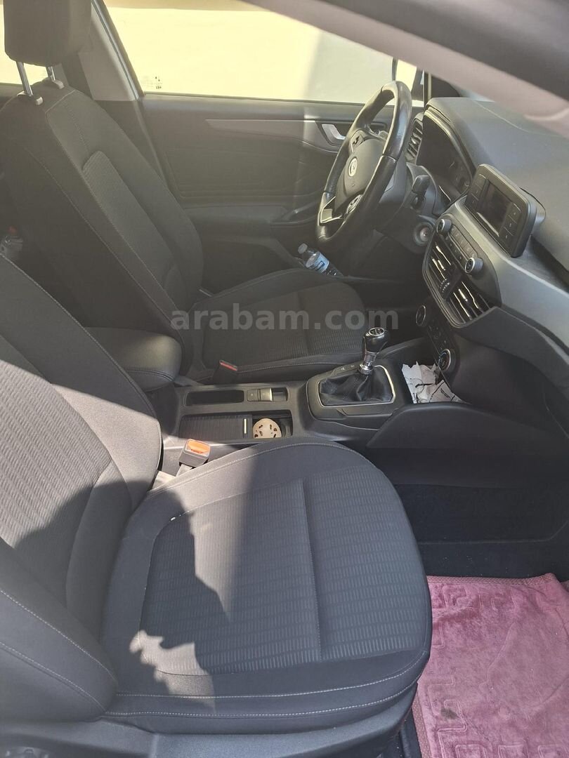 Sahibinden Ford Focus 1.5 TDCi Trend X 2020 Model Hatay 23.600 km Beyaz 7