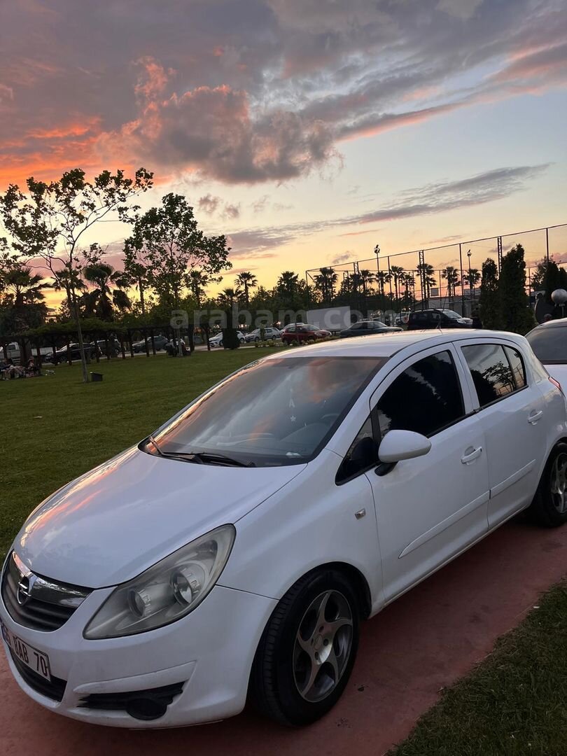 Sahibinden Opel Corsa 1.3 CDTI Essentia 2008 Model Samsun 270.000 km Beyaz 4