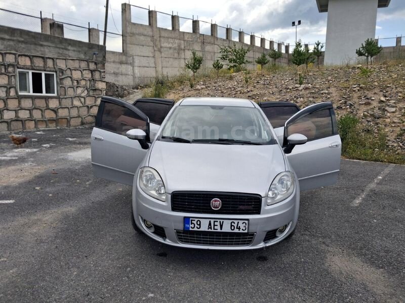 Sahibinden Fiat Linea 1.3 Multijet Active Plus 2011 Model Kars 265.000 km Gri (Gümüş)