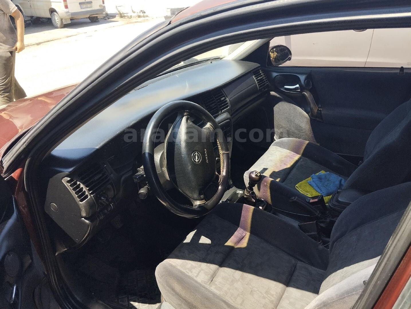 Sahibinden Opel Vectra 1.6 Comfort 2000 Model Hatay 379.000 km Bordo 5