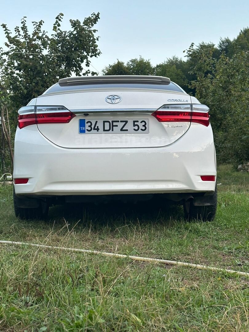 Sahibinden Toyota Corolla 1.6 Advance 2017 Model İstanbul 165.000 km Beyaz 5