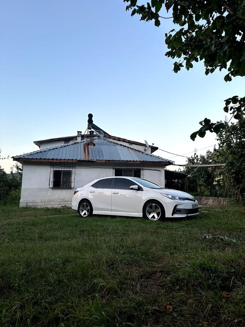 Sahibinden Toyota Corolla 1.6 Advance 2017 Model İstanbul 165.000 km Beyaz 4