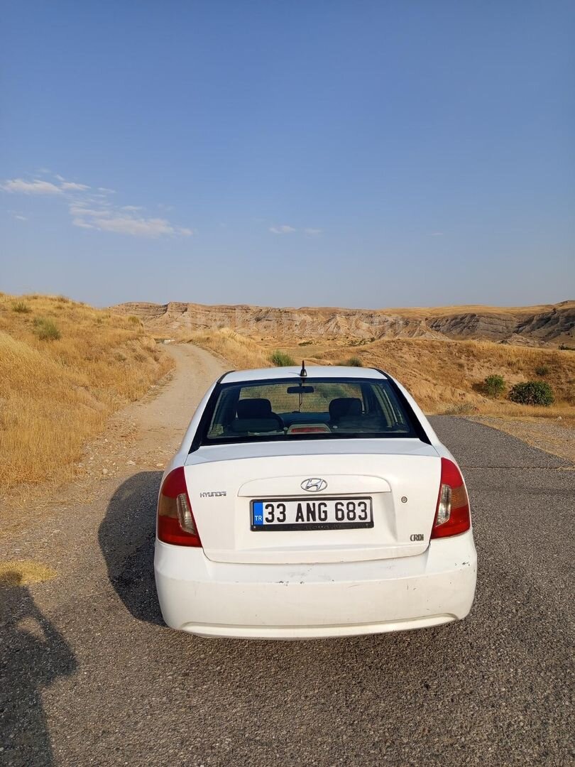 Sahibinden Hyundai Accent Era 1.5 CRDi-VGT Team 2006 Model Batman 384.377 km Beyaz 4