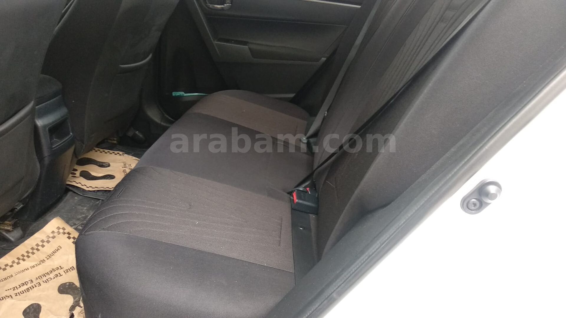 Sahibinden Toyota Corolla 1.33 Life 2015 Model Aksaray 135.000 km Beyaz 5